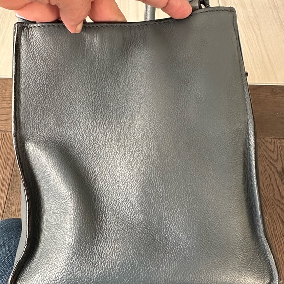 Authentic Prada Glacé Calf Twin Pocket Tote Bag, Dark Blue (Marine) - Repainted - Picture 14 of 15